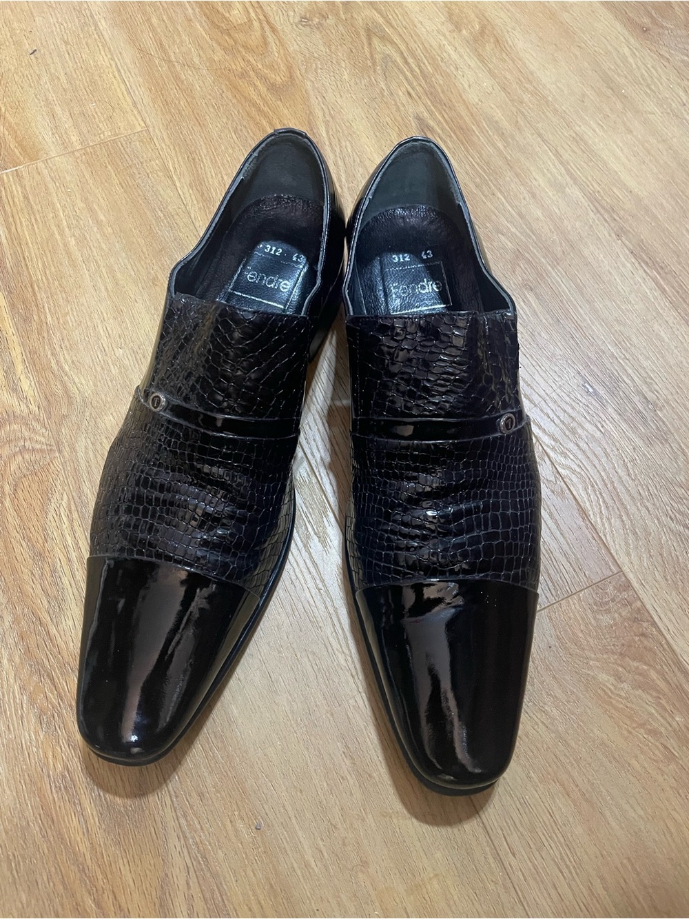 Men's Black Croc-Textured Slip-On Loafers with Patent Toe